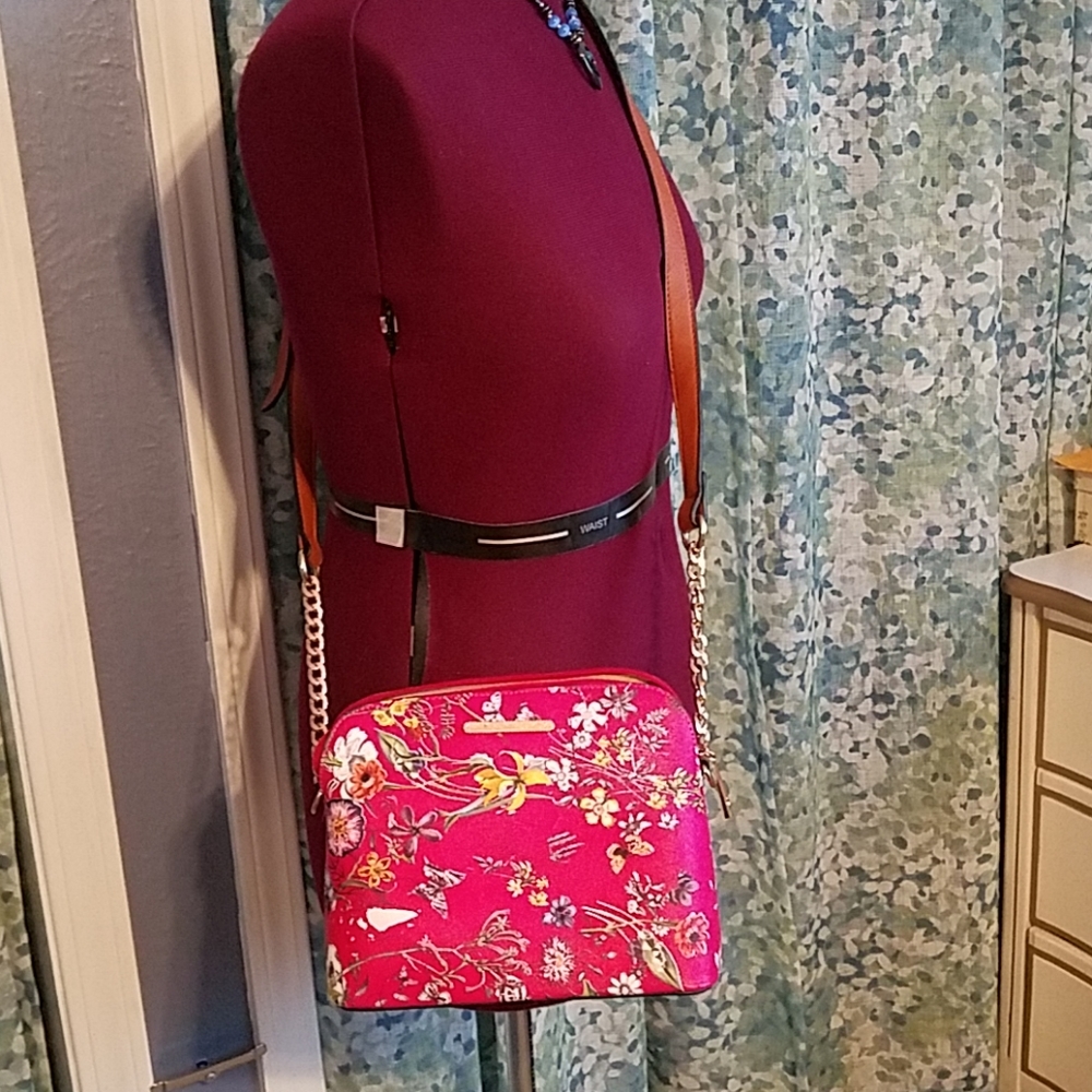 Purse - Picture 2 of 4